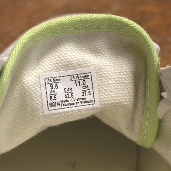 NWT Vans Scarpa Bassa Old Skool Lime Shoes Sizes M9.5 W11 - Picture 6 of 6